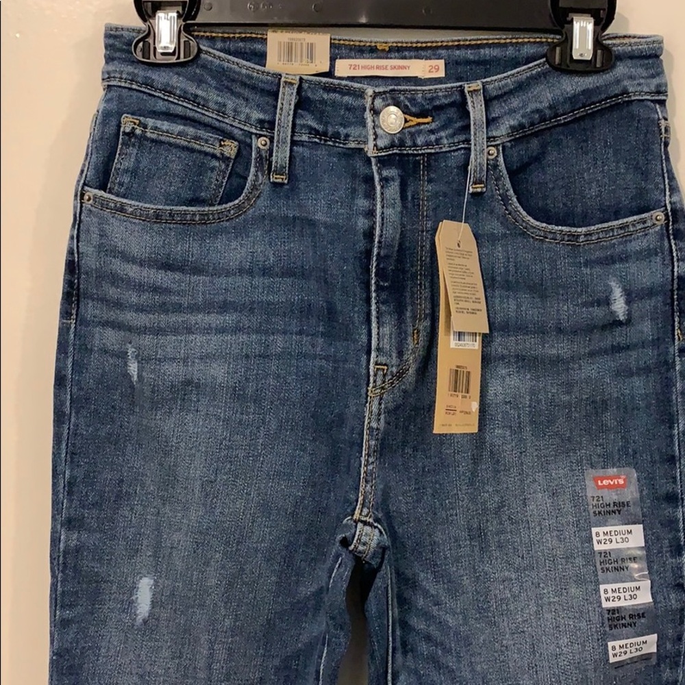 721 High Rise skinny Jean.